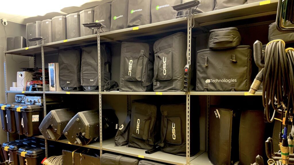 Contatti 5 magazzino maia group genova casse impianti audio noleggio sistemi diffusione sonora