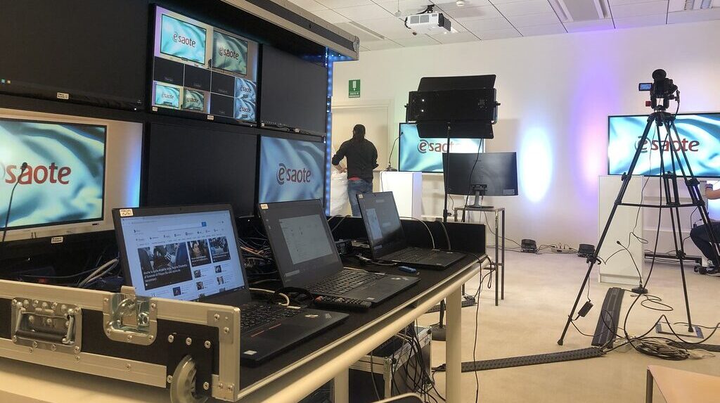 ESAOTE — Presentazioni macchine medicali